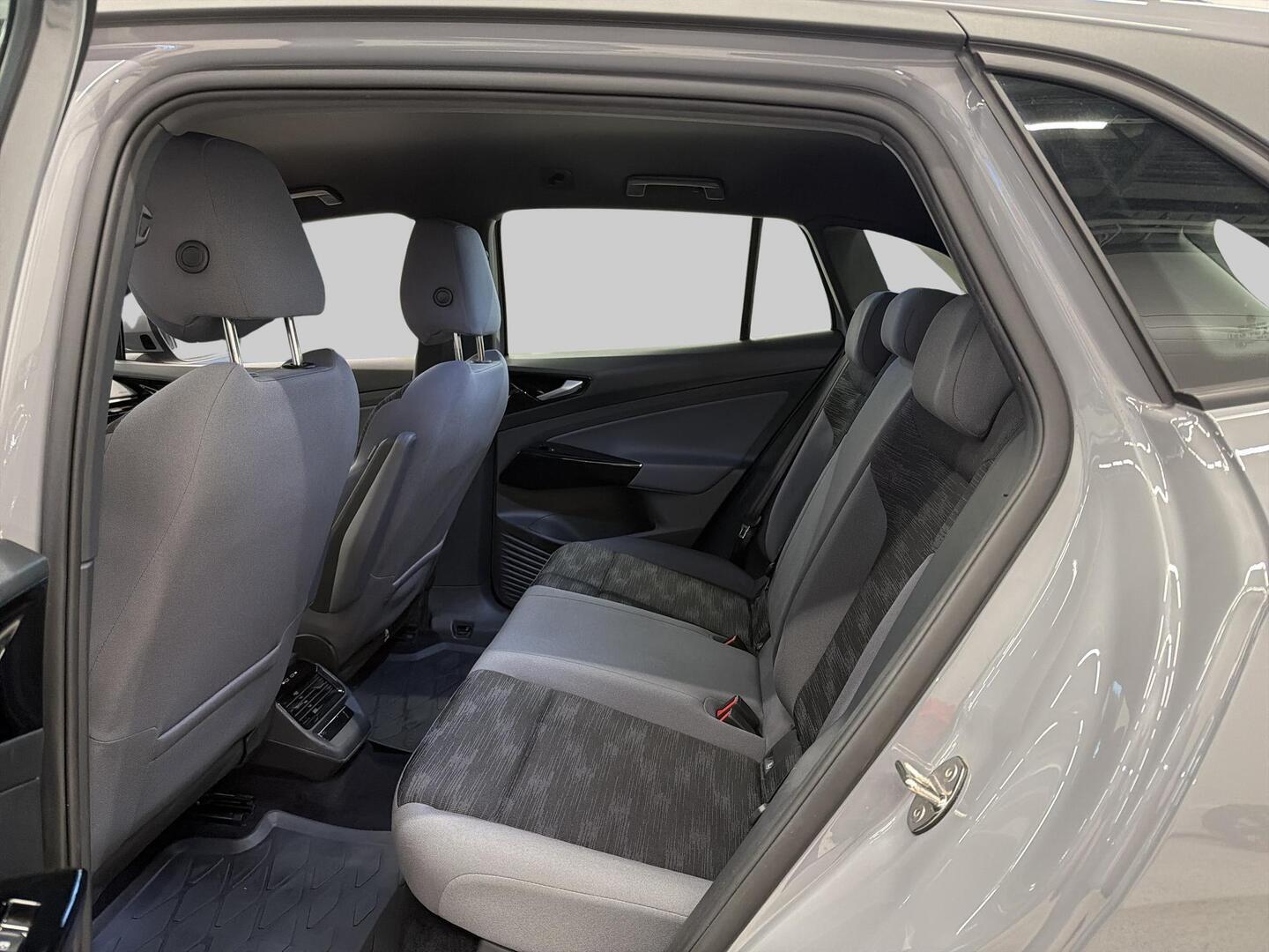 VOLKSWAGEN ID.4 2023