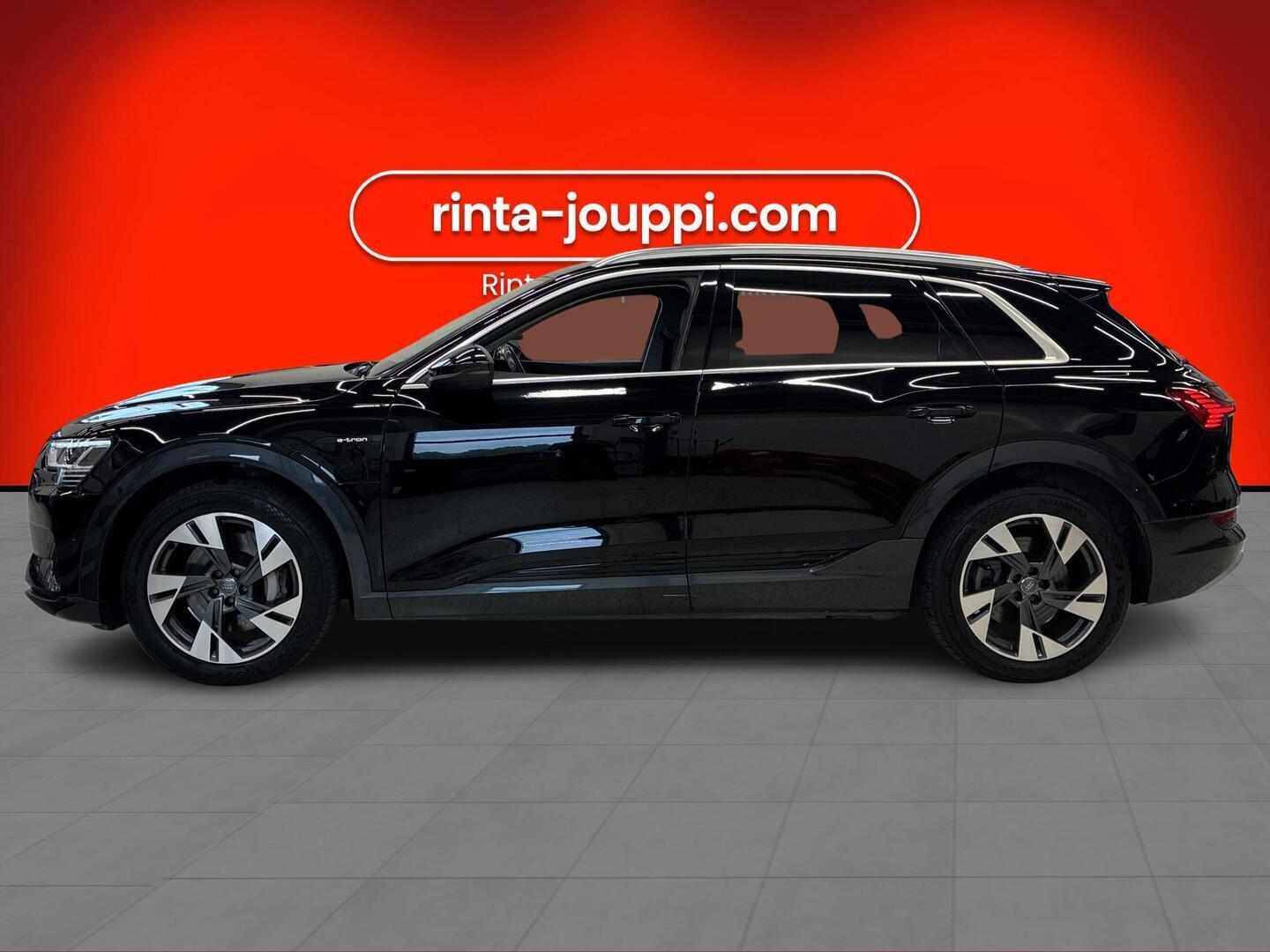 AUDI e-tron 2021
