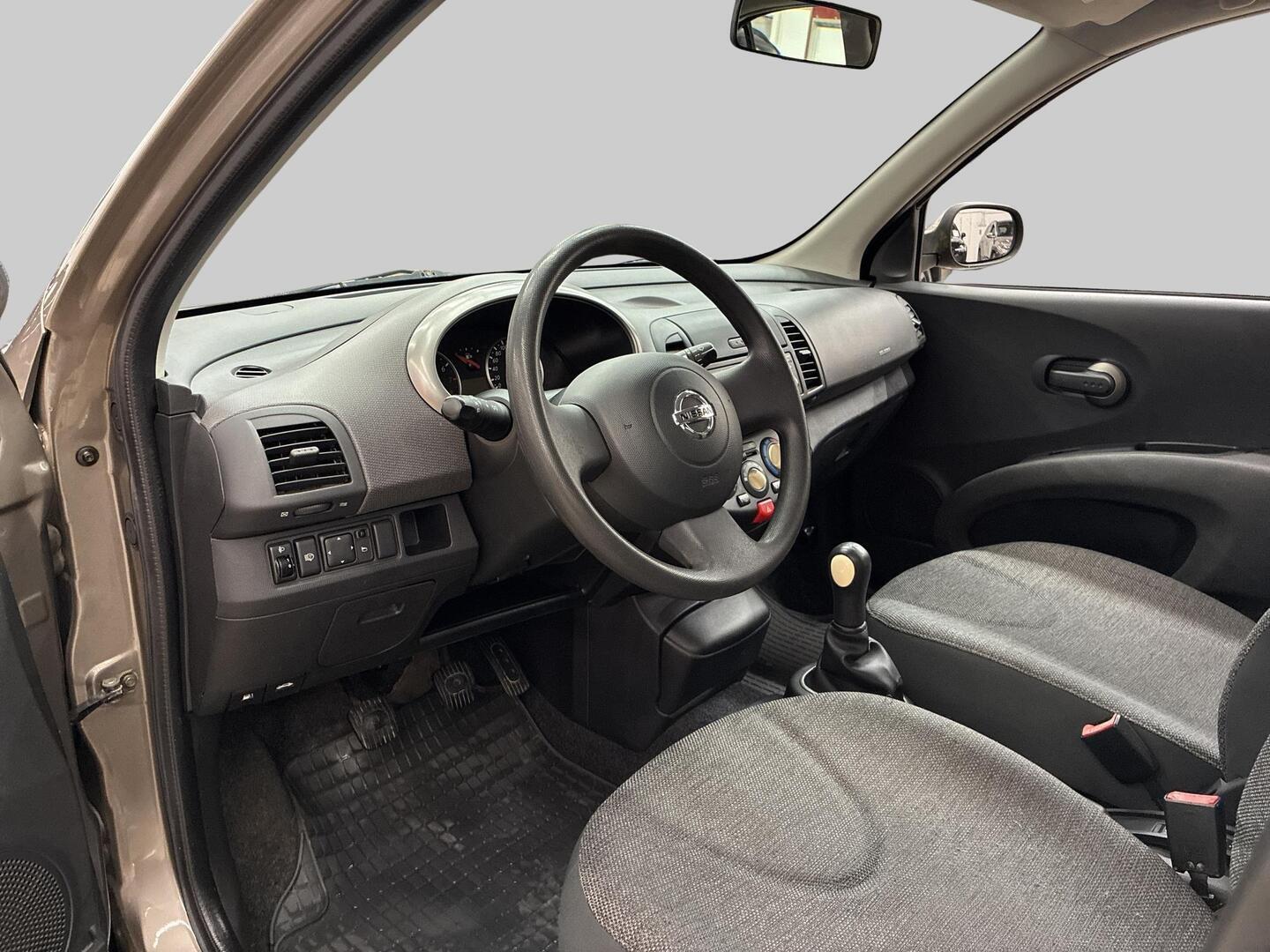 NISSAN Micra 2005