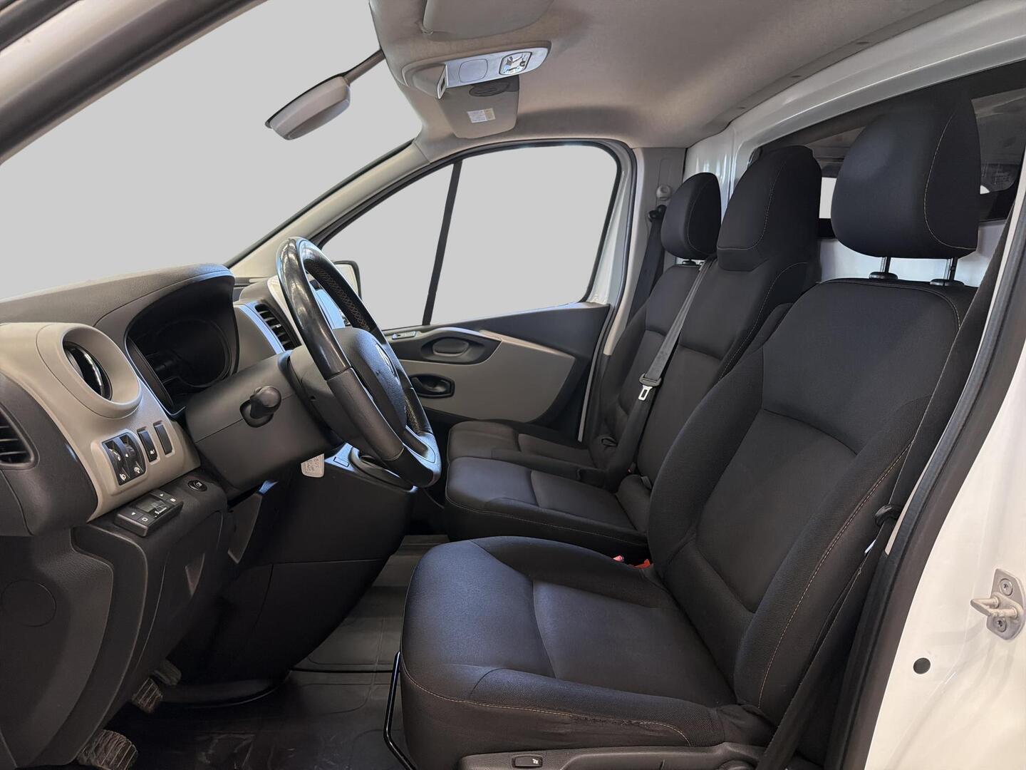 RENAULT Trafic 2018