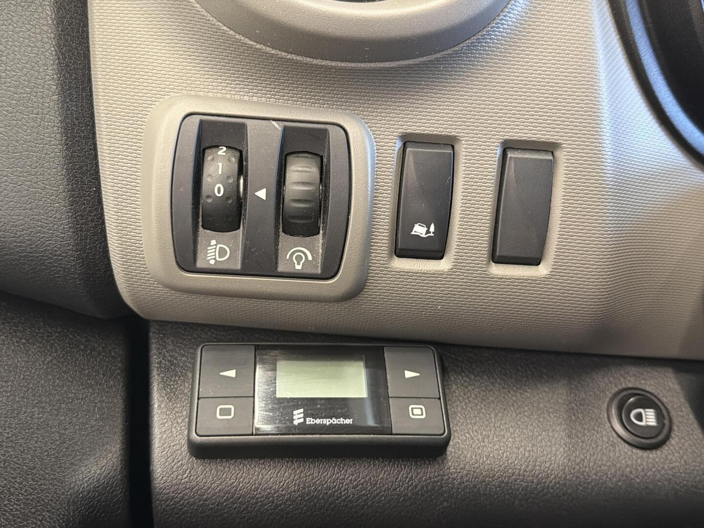 RENAULT Trafic 2018