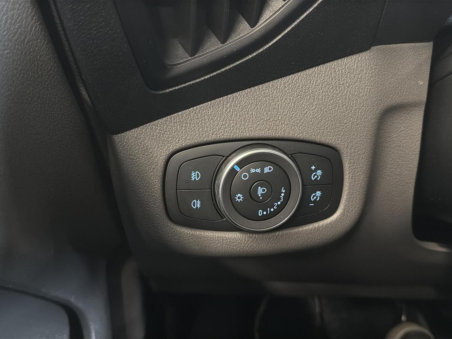 FORD Transit Connect 2023