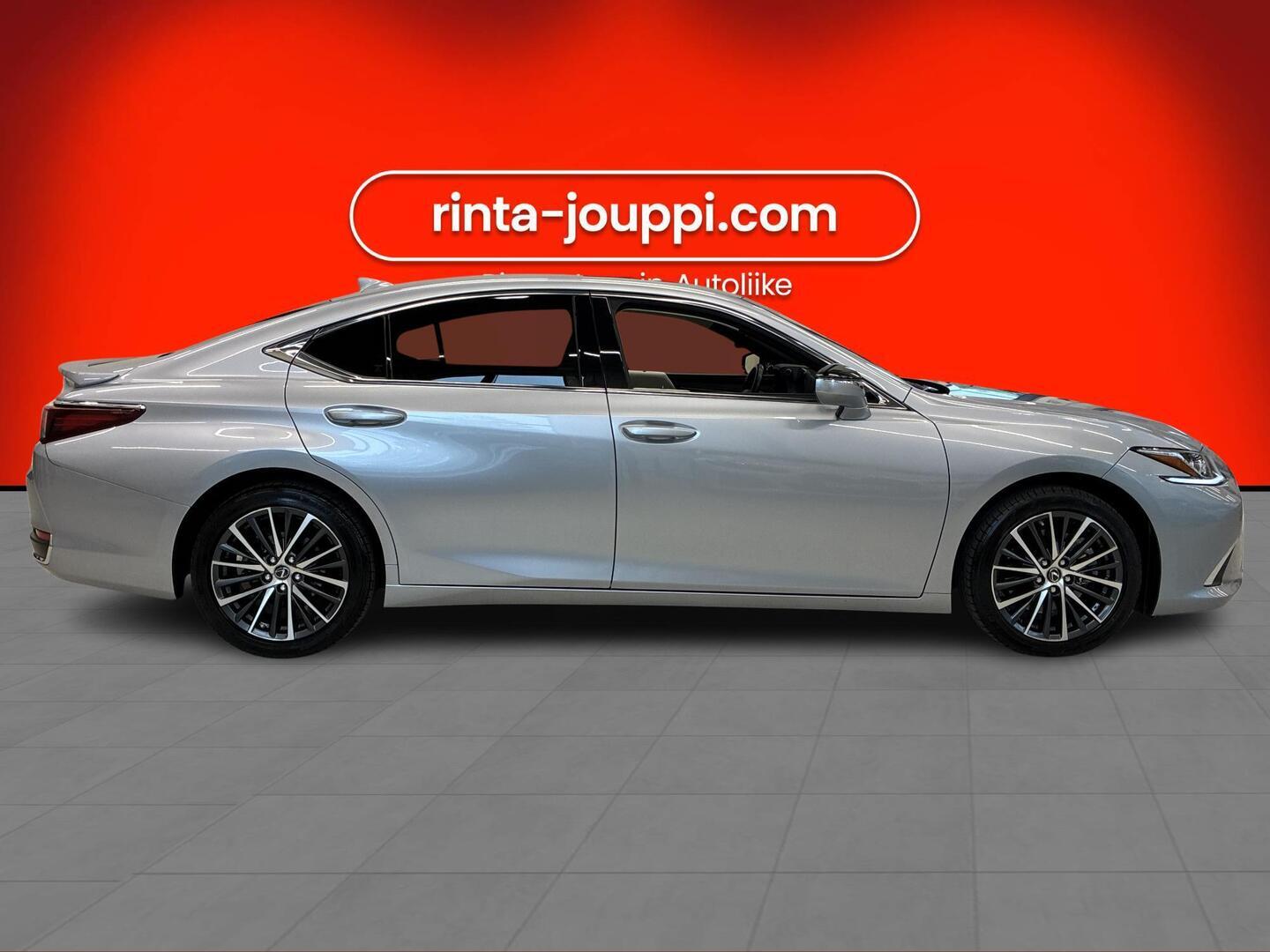 LEXUS ES 2024