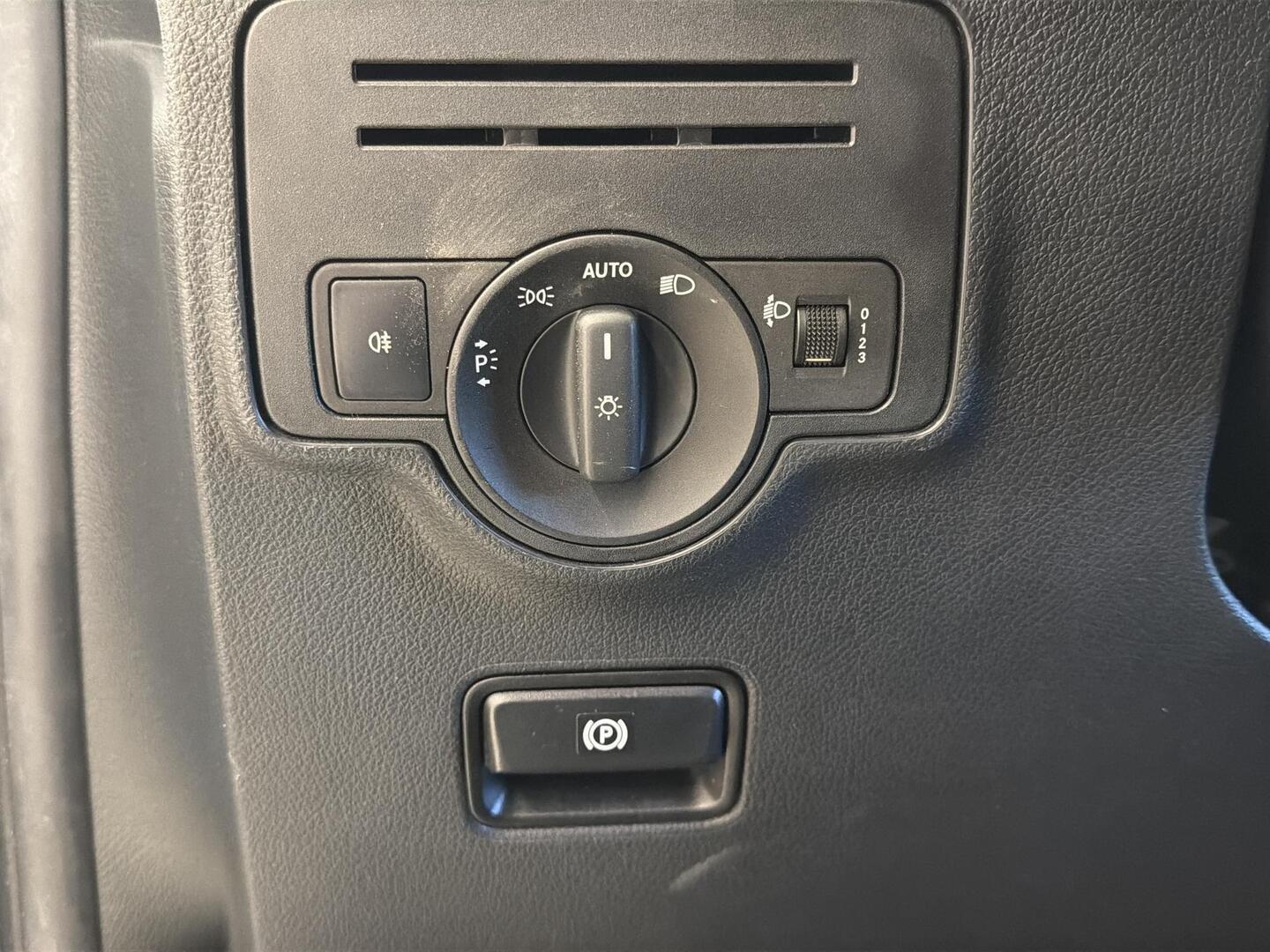 MERCEDES-BENZ Vito 2019