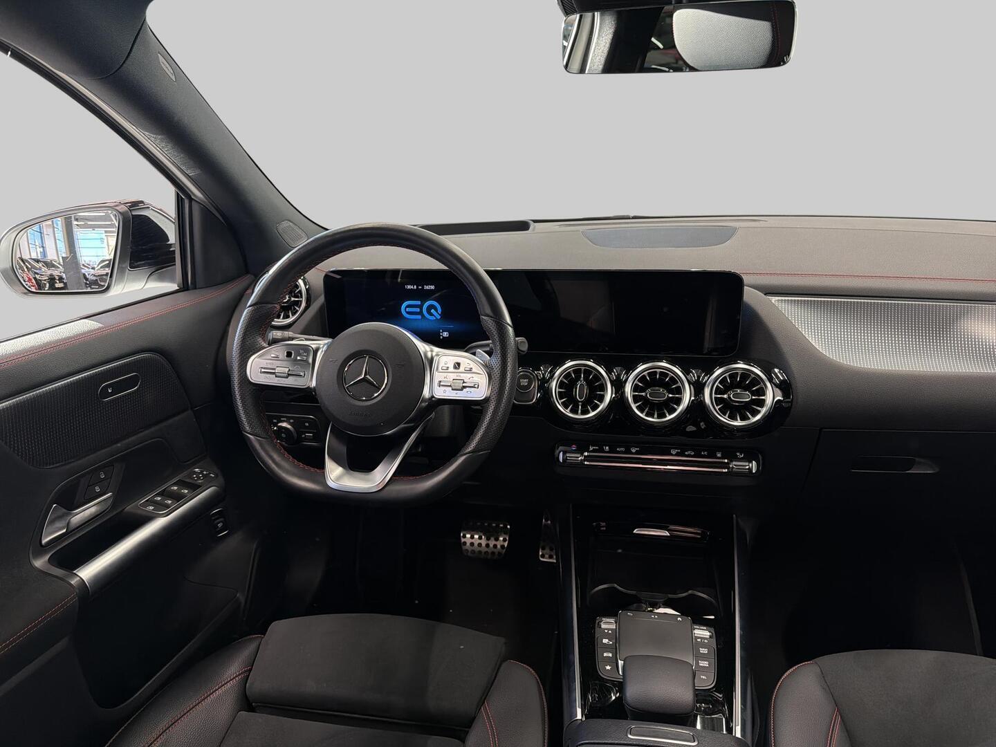 MERCEDES-BENZ EQA 2023