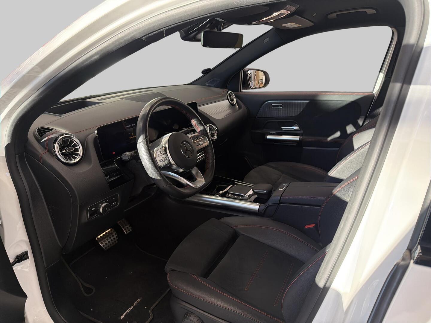 MERCEDES-BENZ EQA 2023