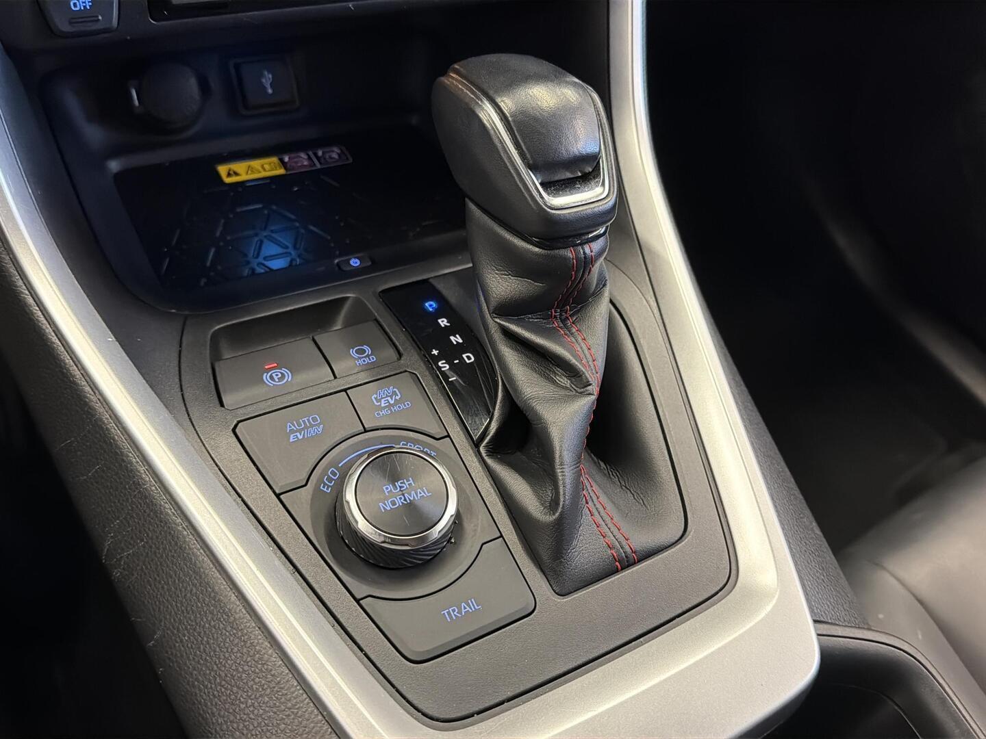 TOYOTA RAV4 PLUG-IN 2022