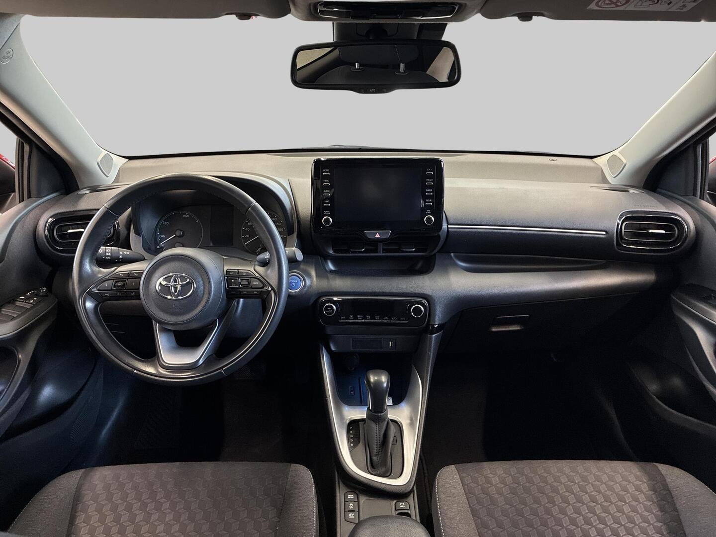 TOYOTA Yaris 2023