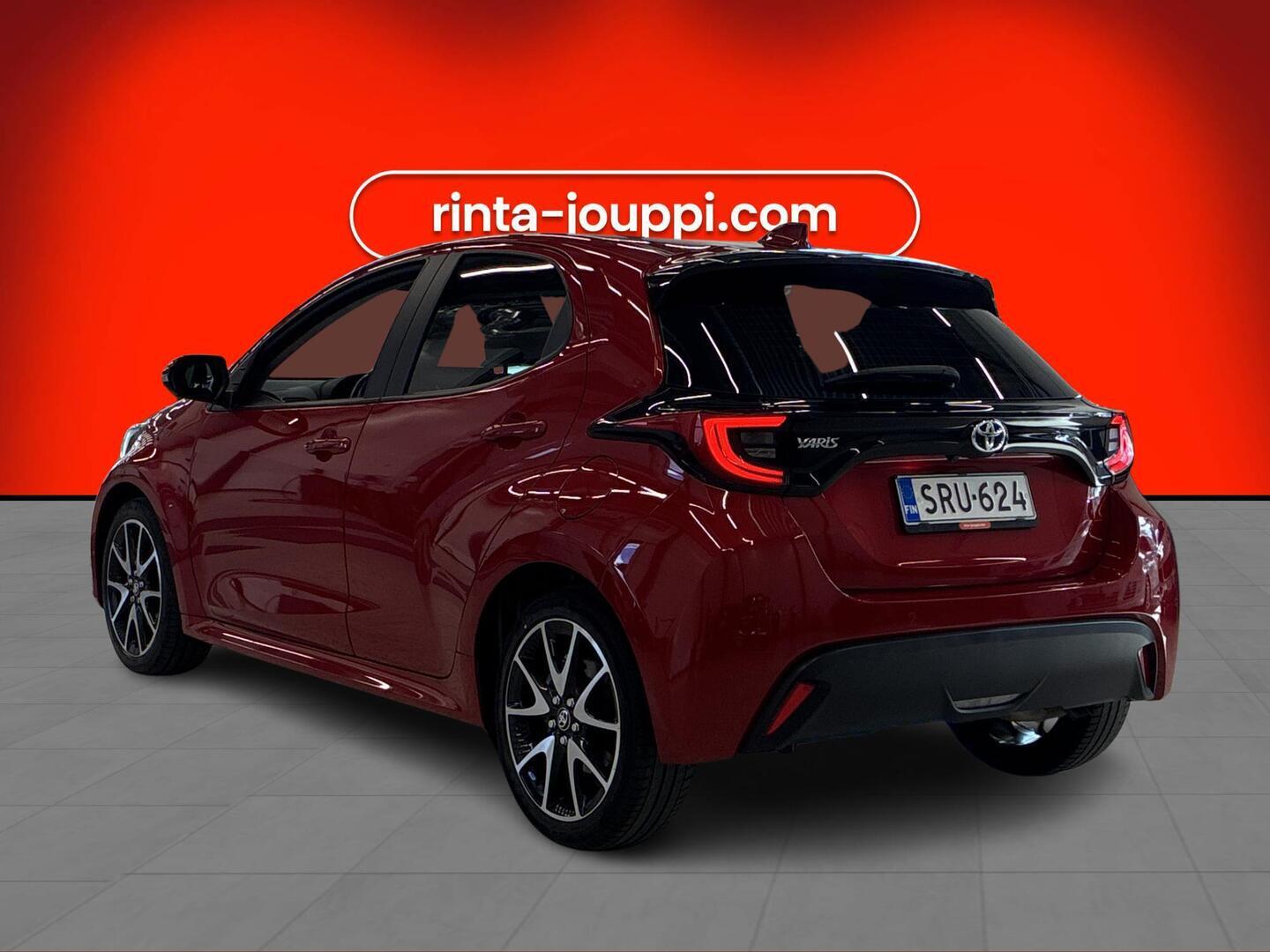 TOYOTA Yaris 2023