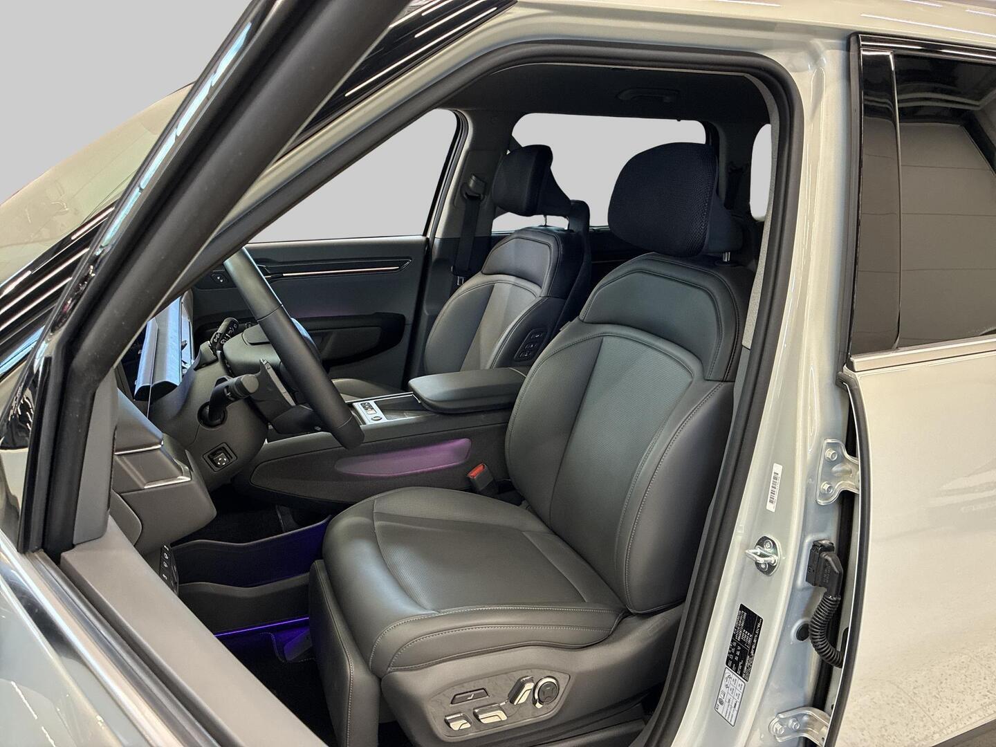 KIA EV9 2025