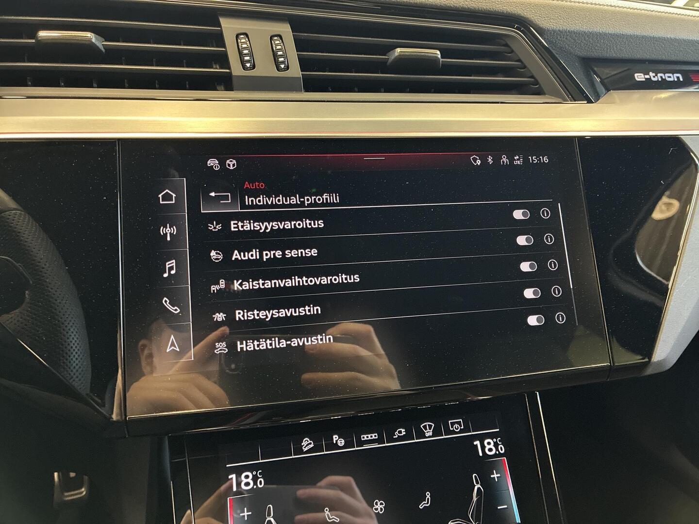 AUDI Q8 E-TRON 2024