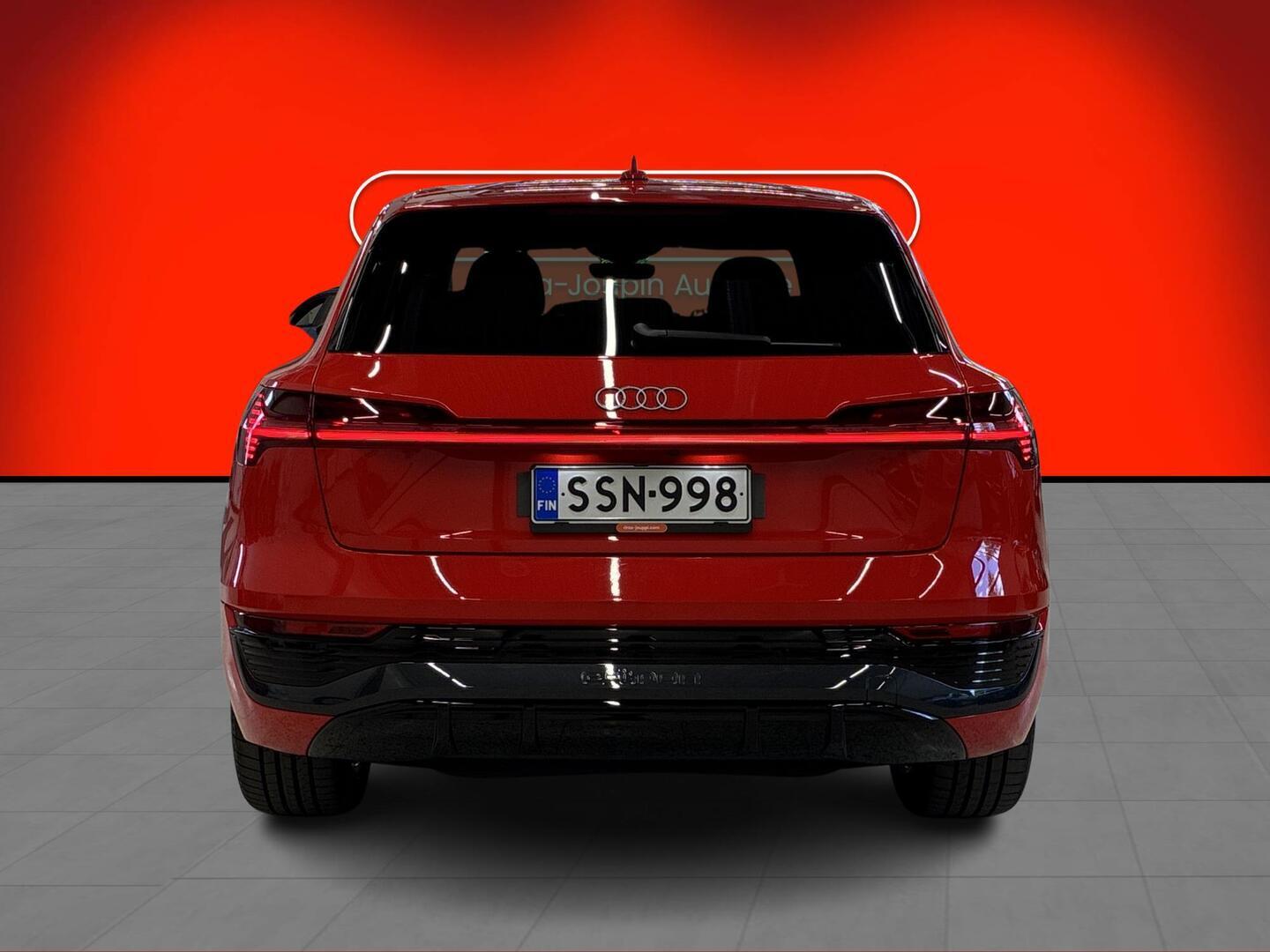 AUDI Q8 E-TRON 2024