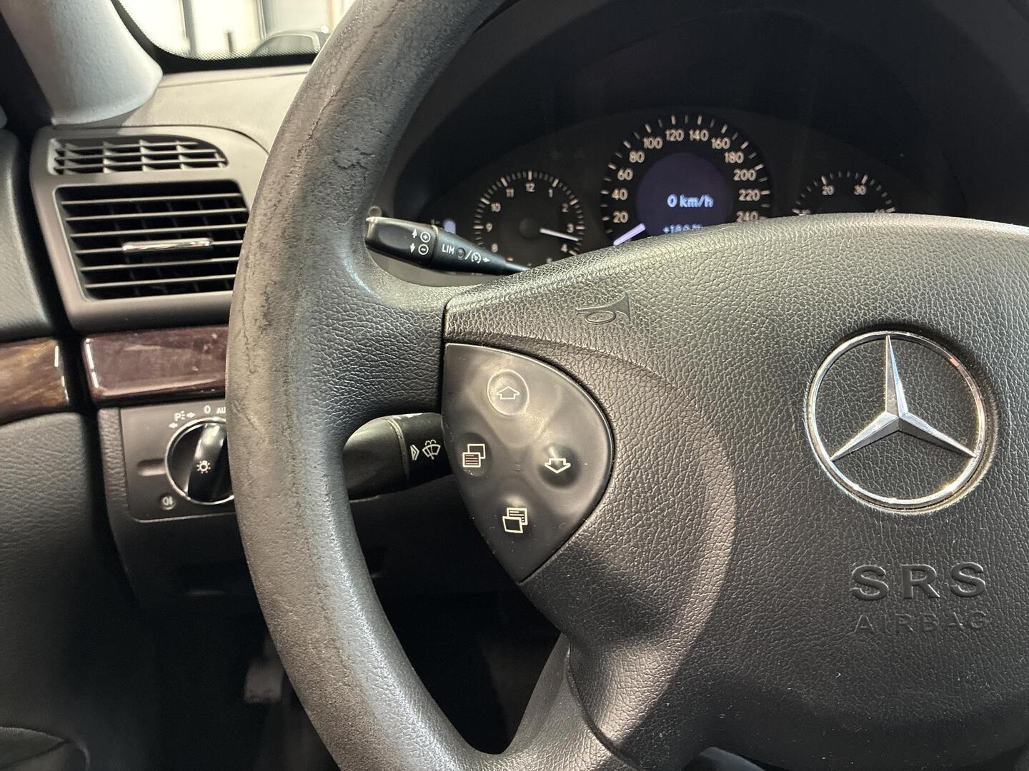 MERCEDES-BENZ E 2006