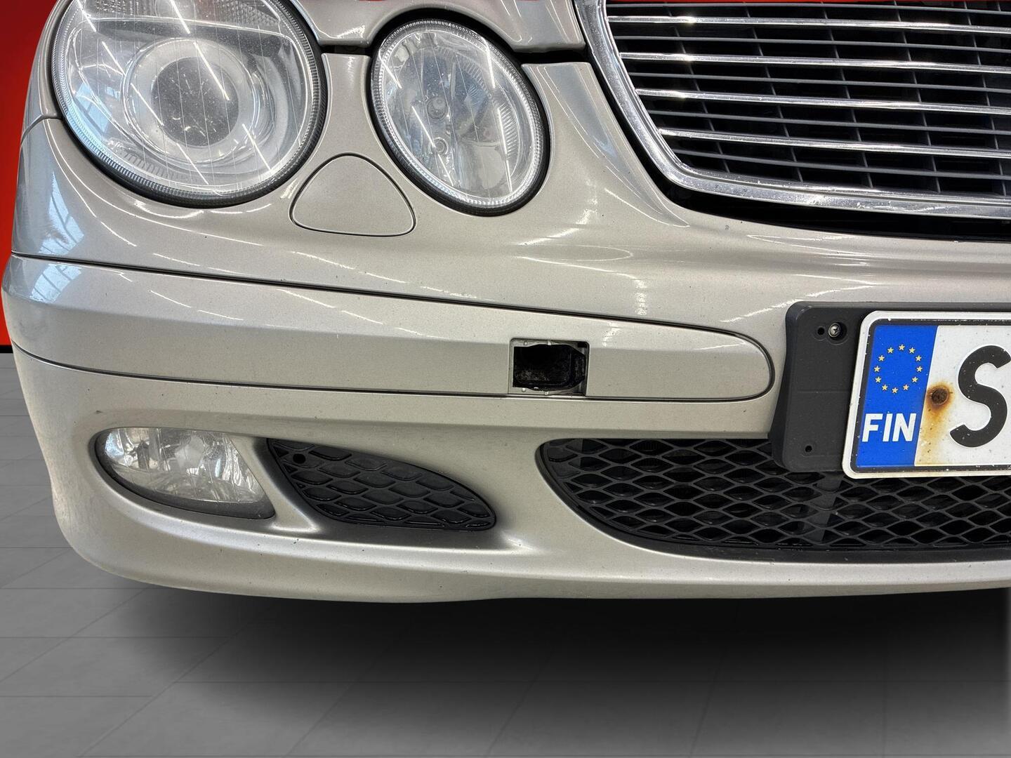 MERCEDES-BENZ E 2006