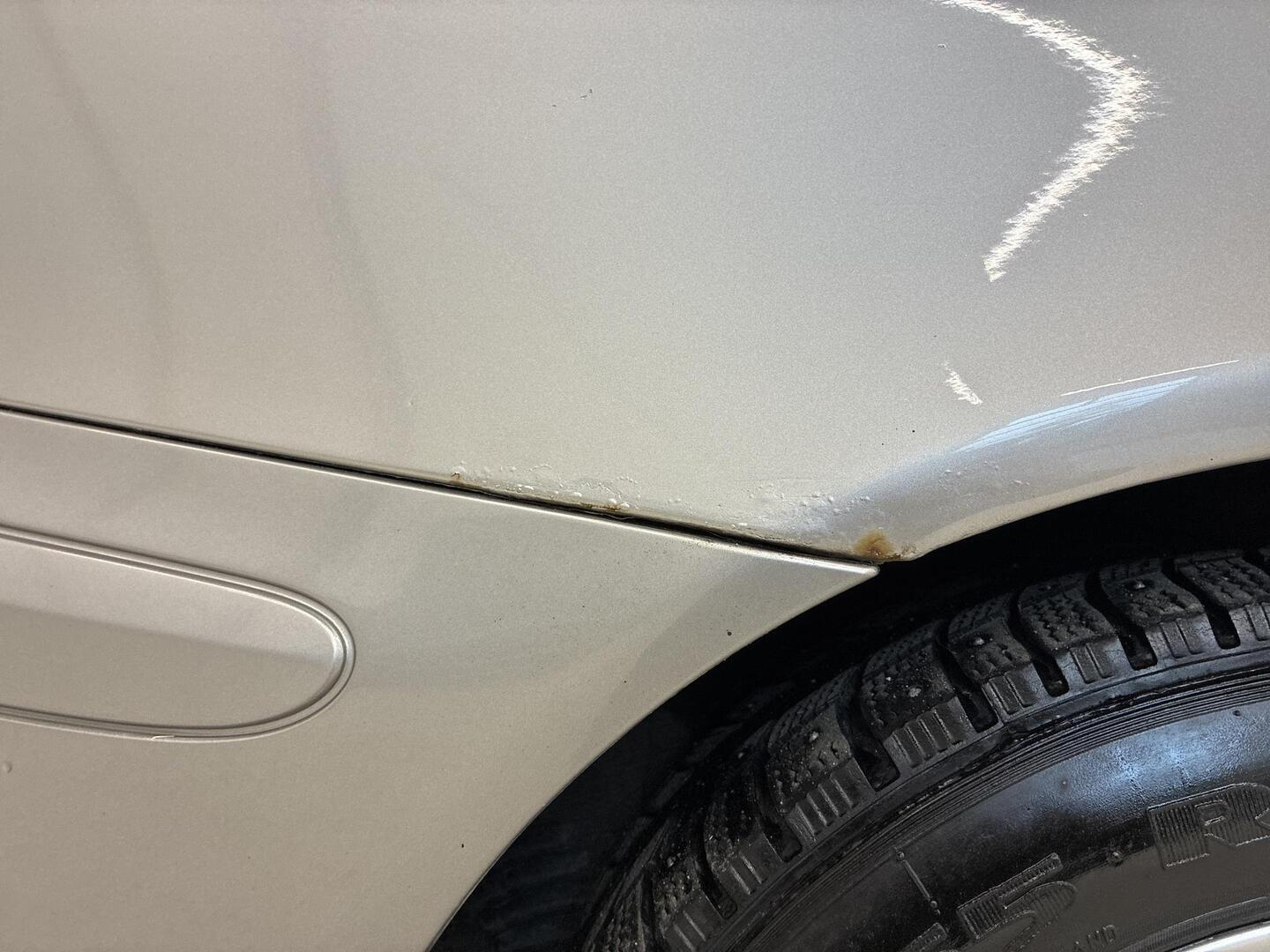 MERCEDES-BENZ E 2006