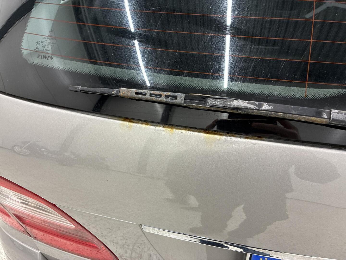 MERCEDES-BENZ E 2006