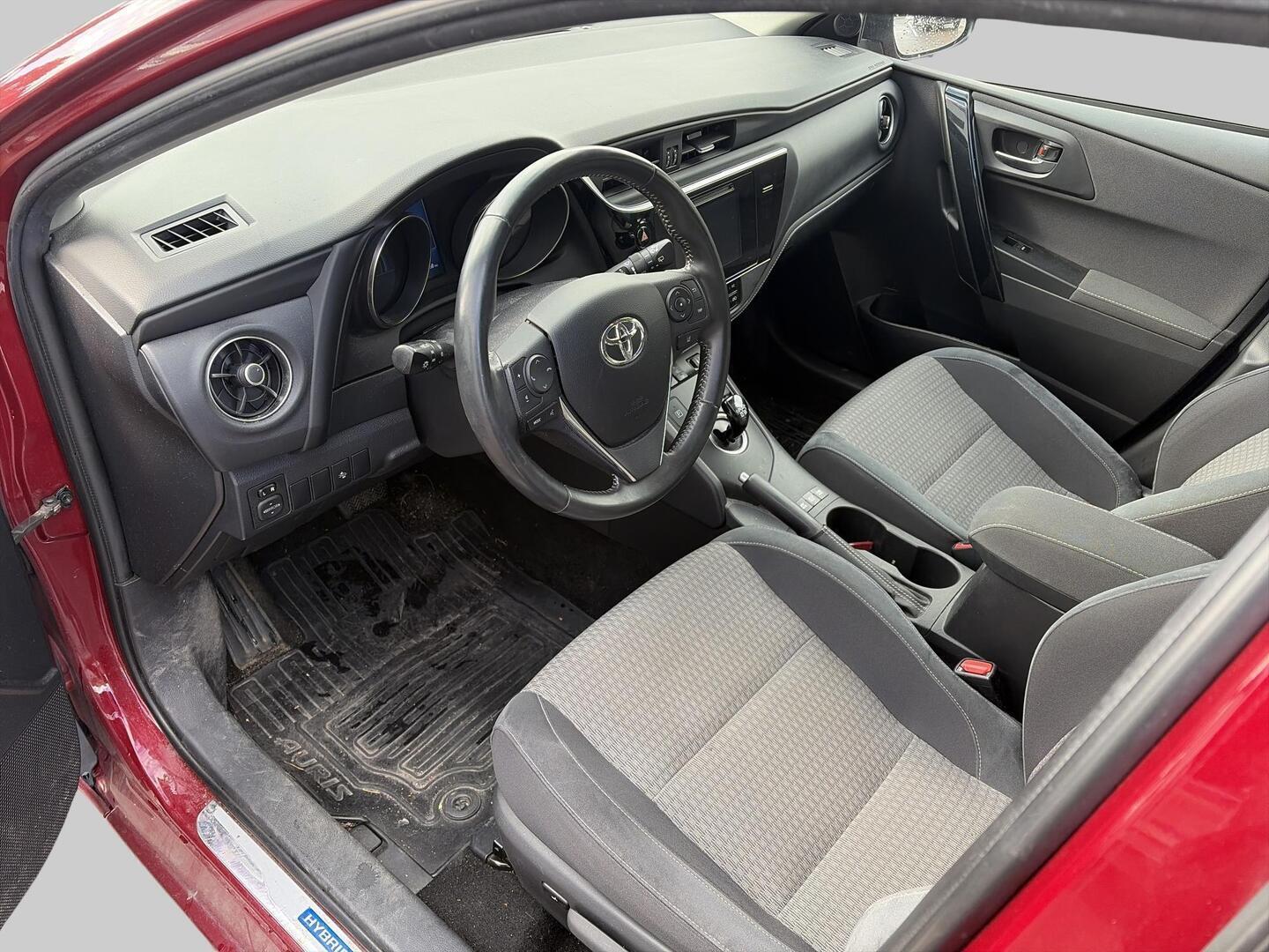 TOYOTA Auris 2019