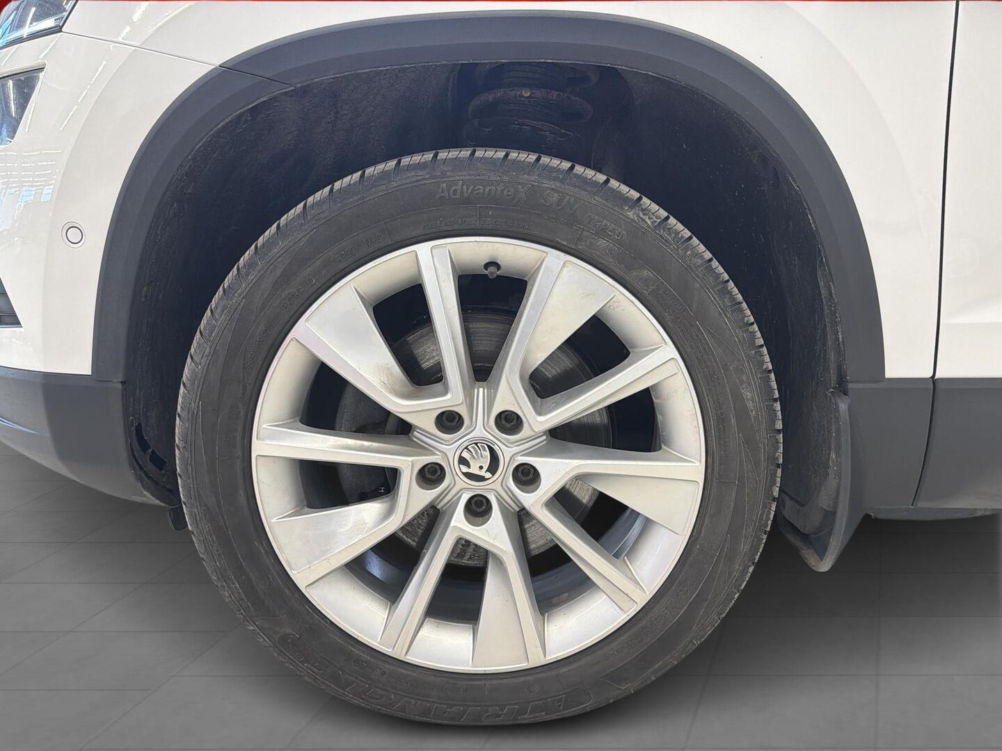 SKODA Karoq 2019