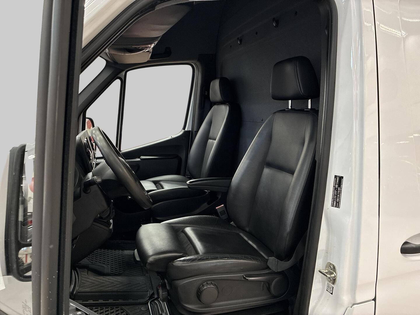 MERCEDES-BENZ Sprinter 2020