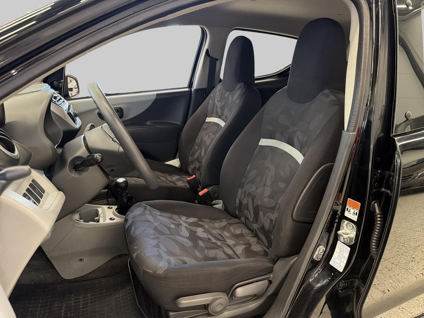 SUZUKI Alto 2011