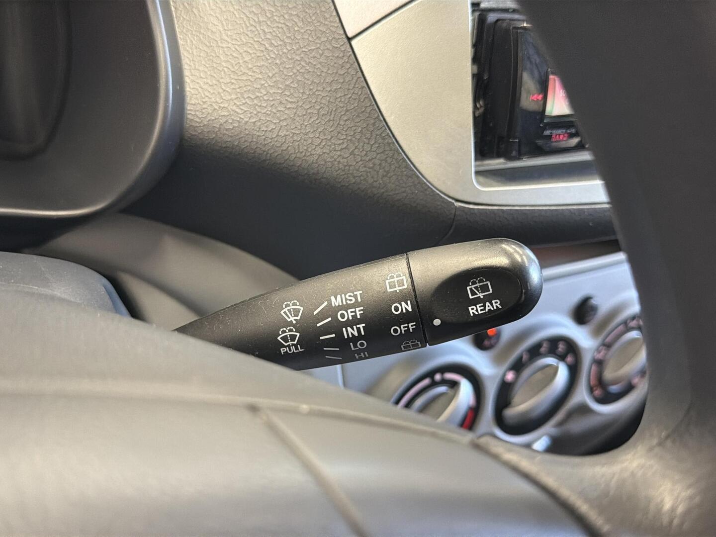 SUZUKI Alto 2011