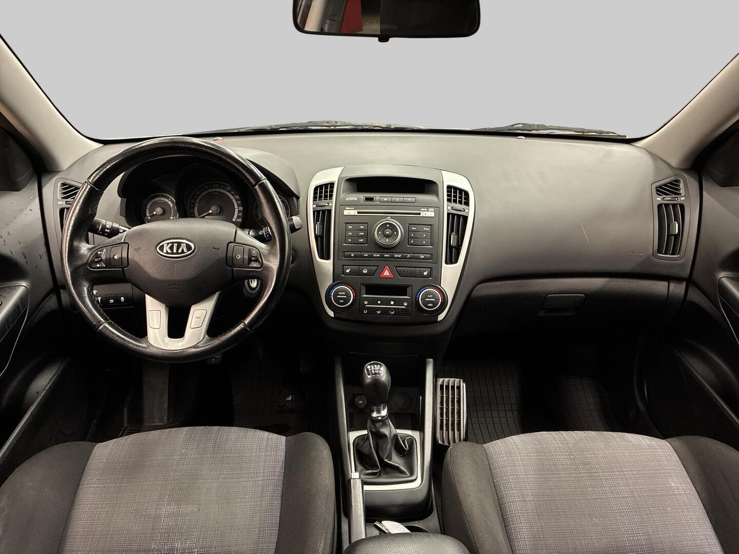 KIA cee'd 2010