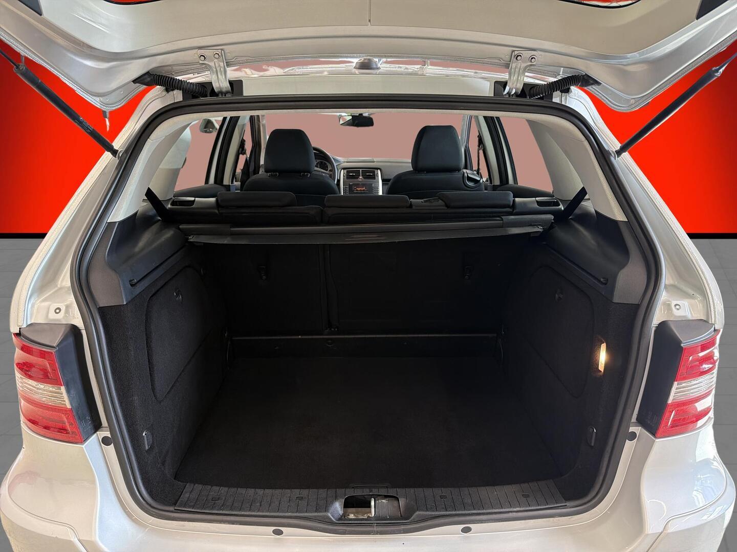 MERCEDES-BENZ B 2006