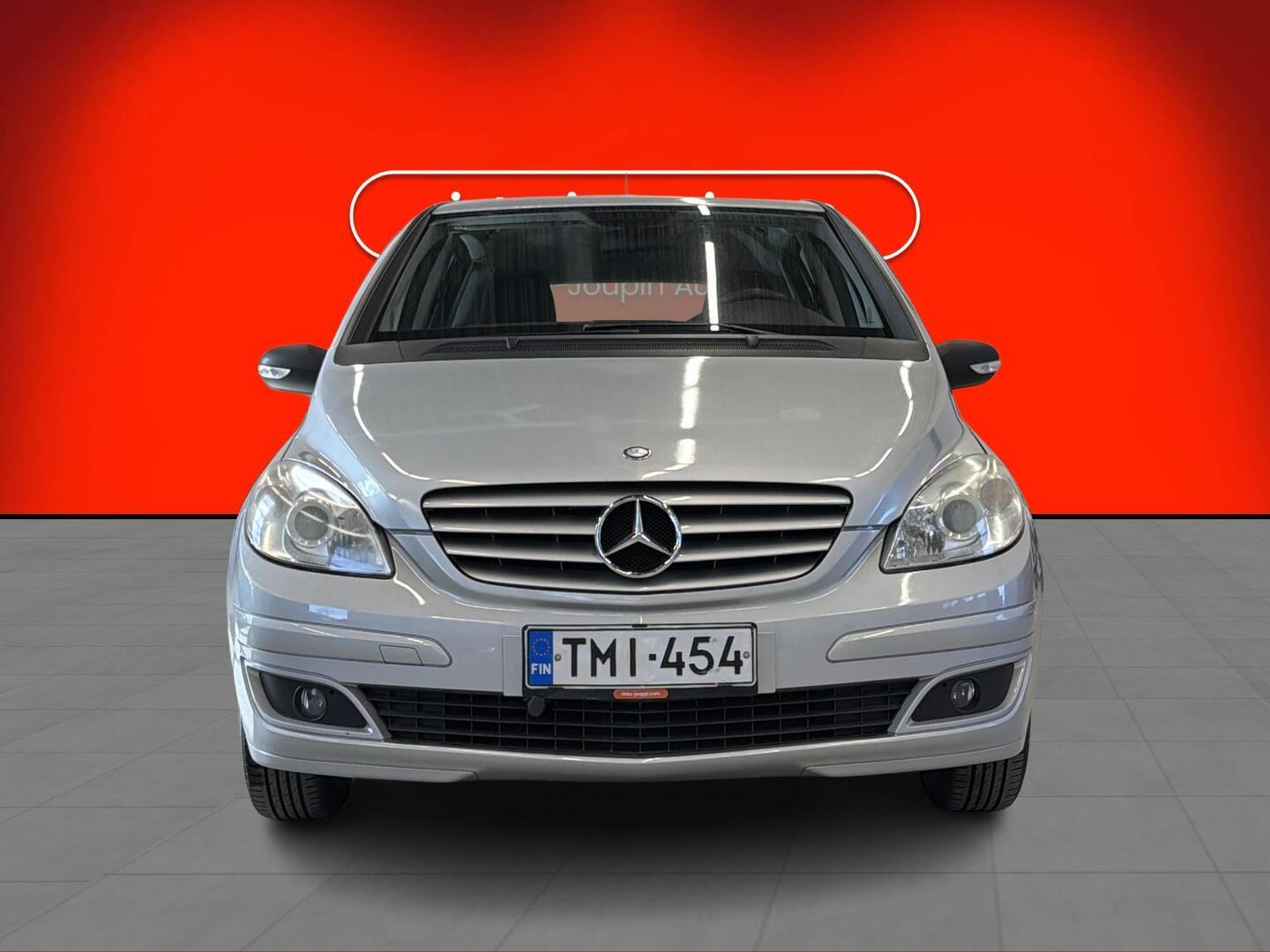 MERCEDES-BENZ B 2006