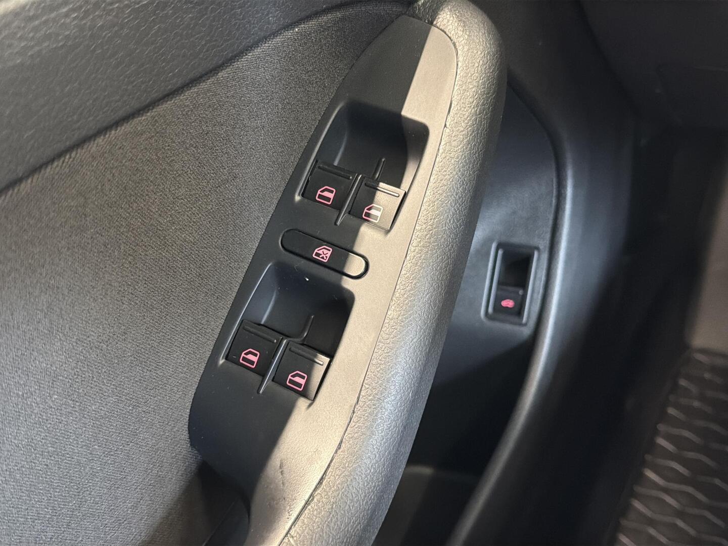 VOLKSWAGEN Jetta 2013