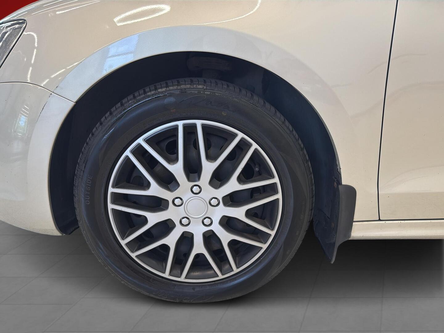 VOLKSWAGEN Jetta 2013