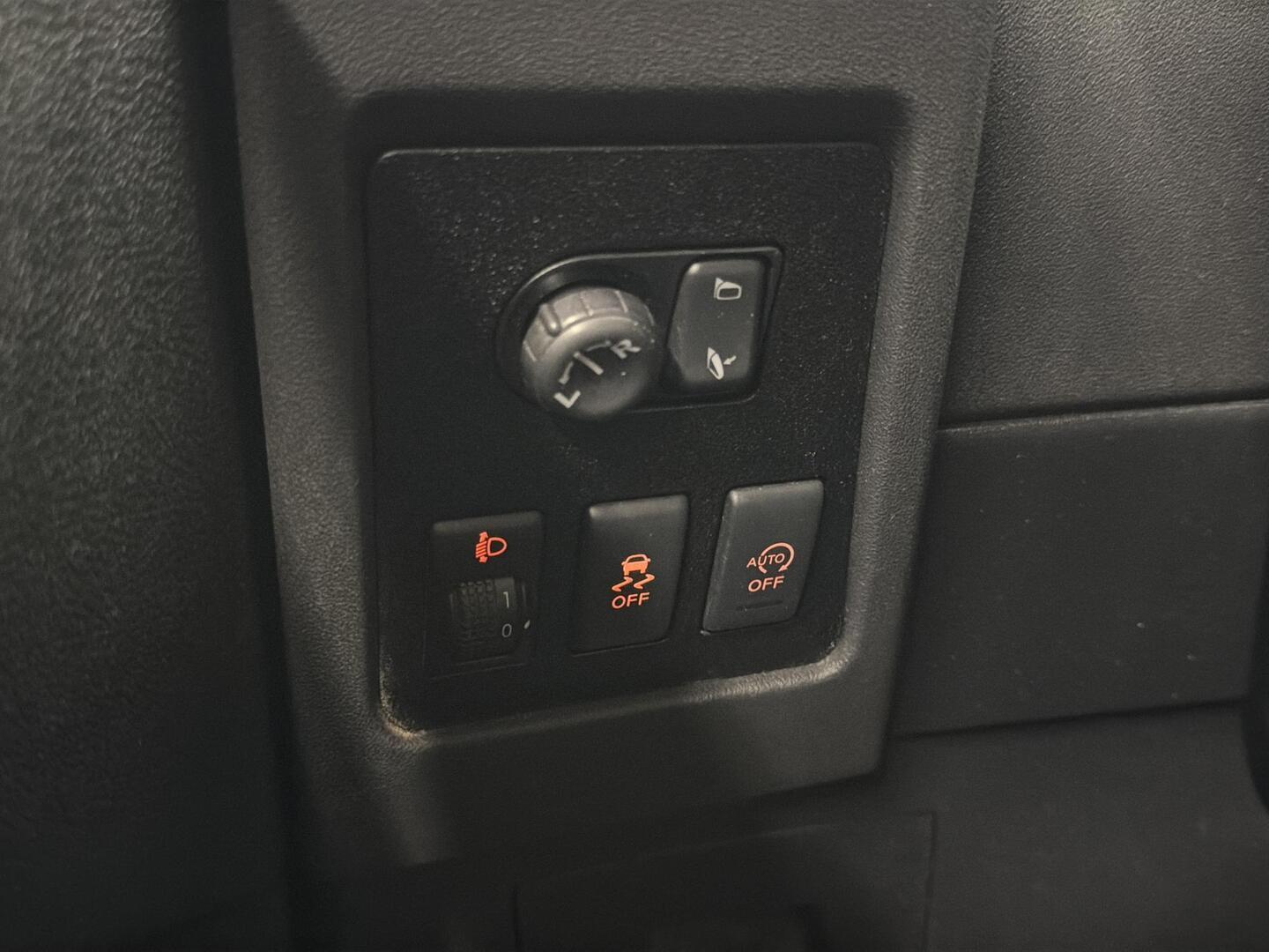 NISSAN Qashqai 2012