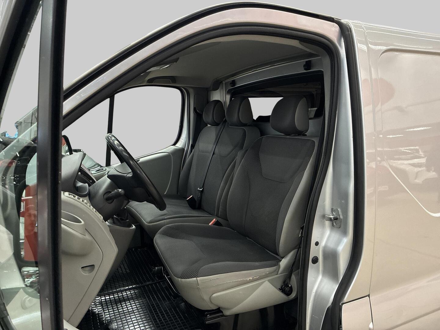 OPEL Vivaro 2014