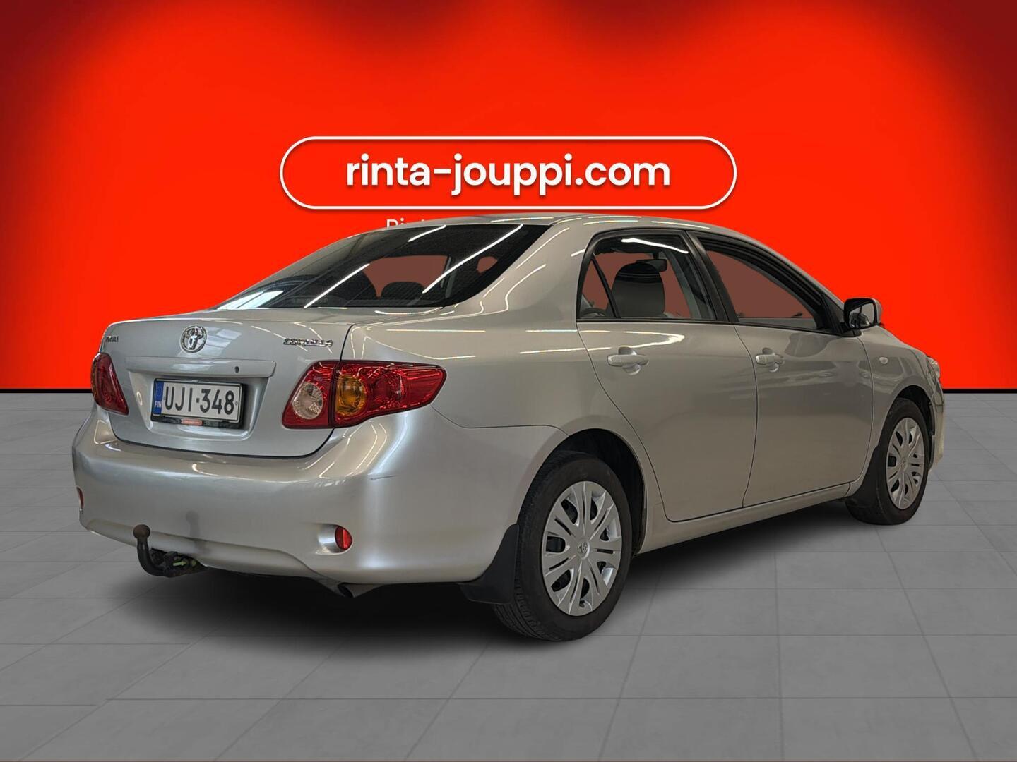 TOYOTA Corolla 2010