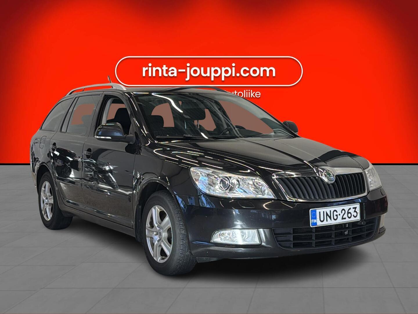 SKODA Octavia 2012