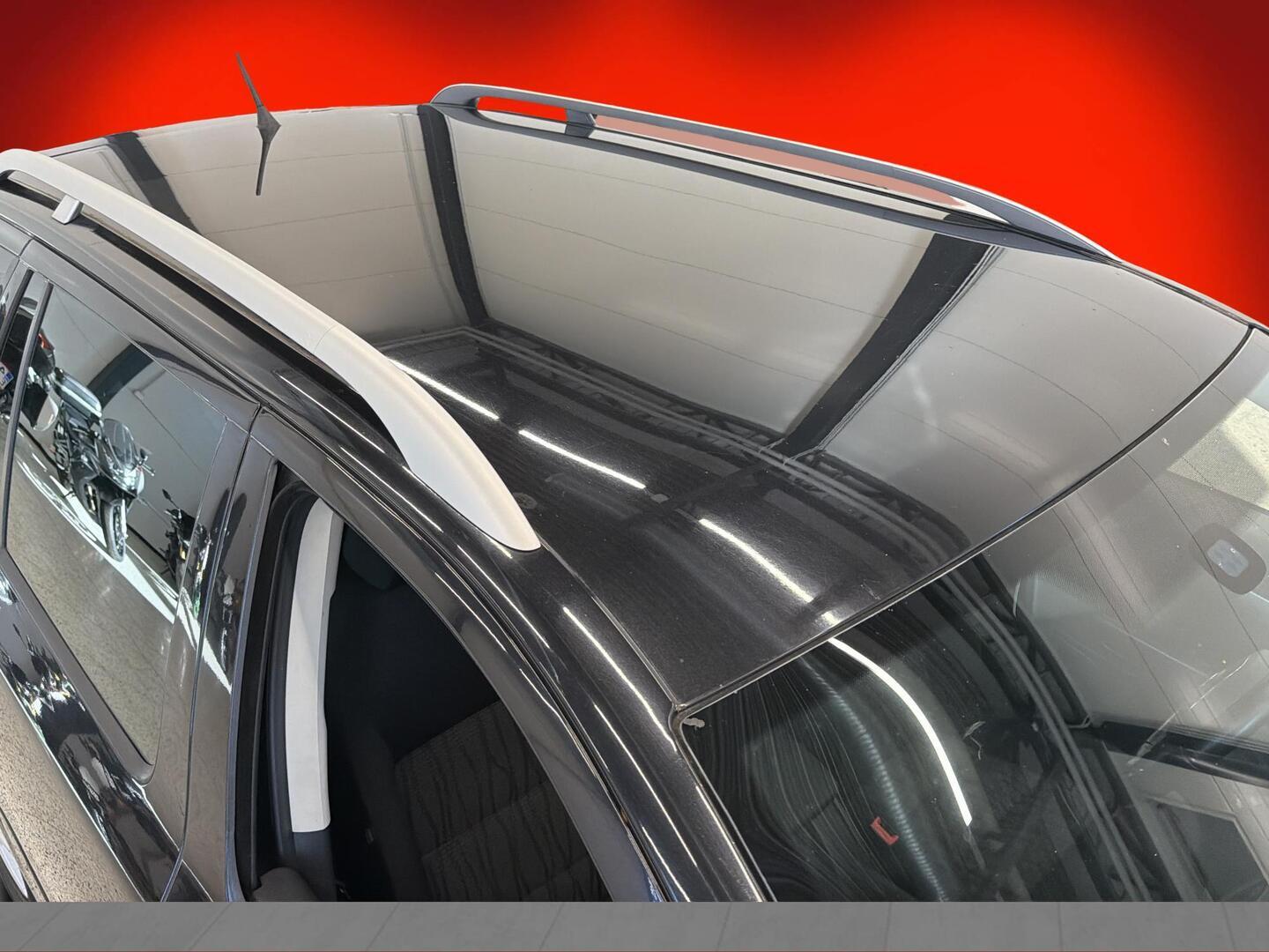 SKODA Octavia 2012