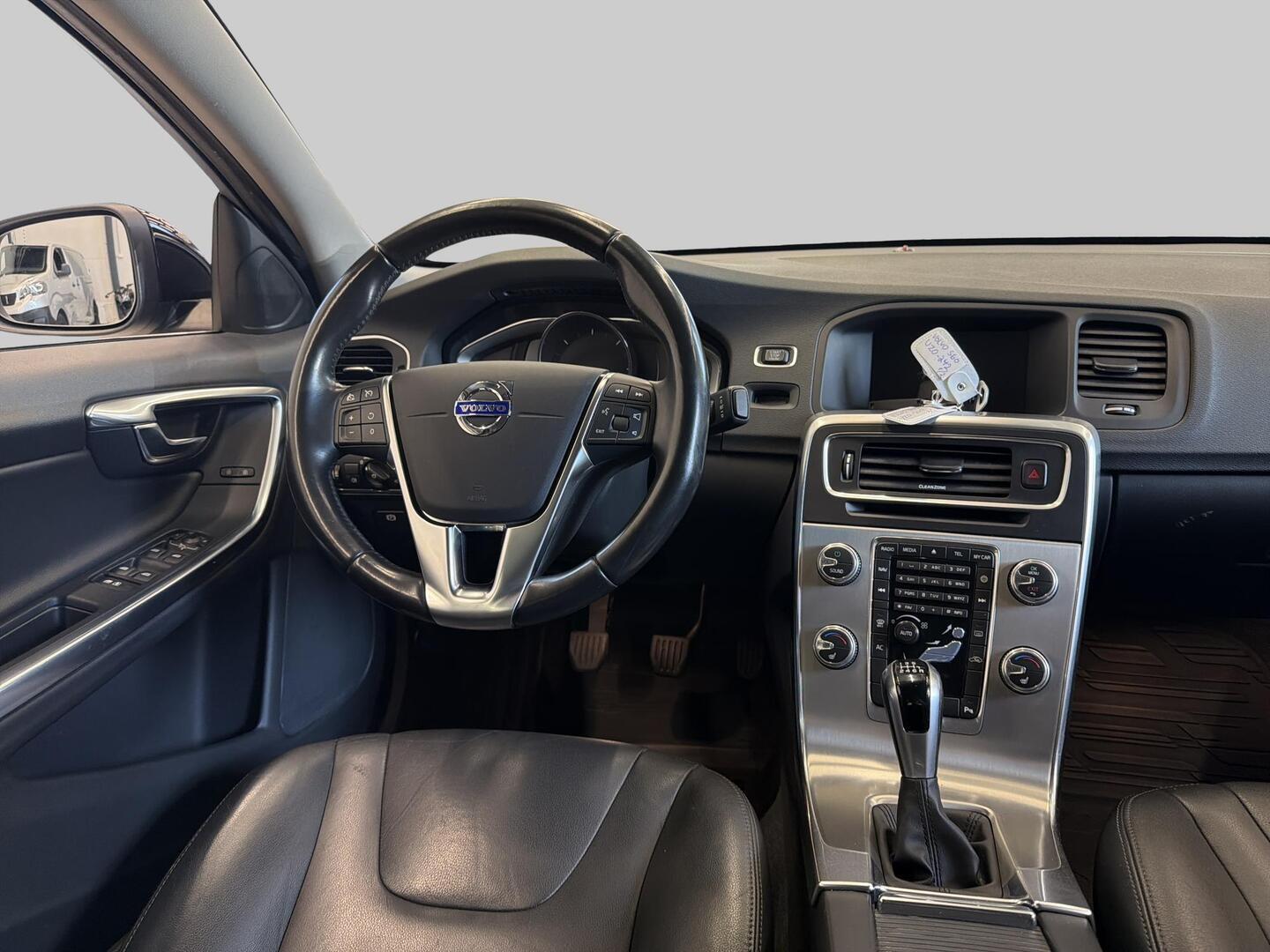 VOLVO S60 2018