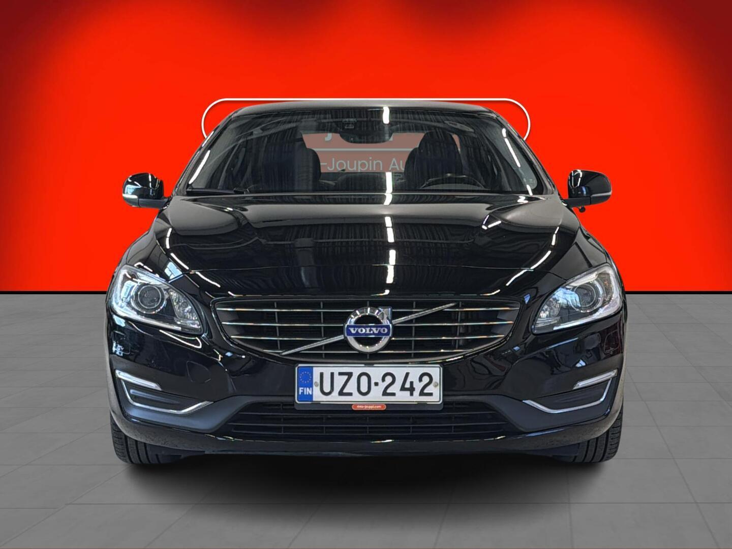 VOLVO S60 2018