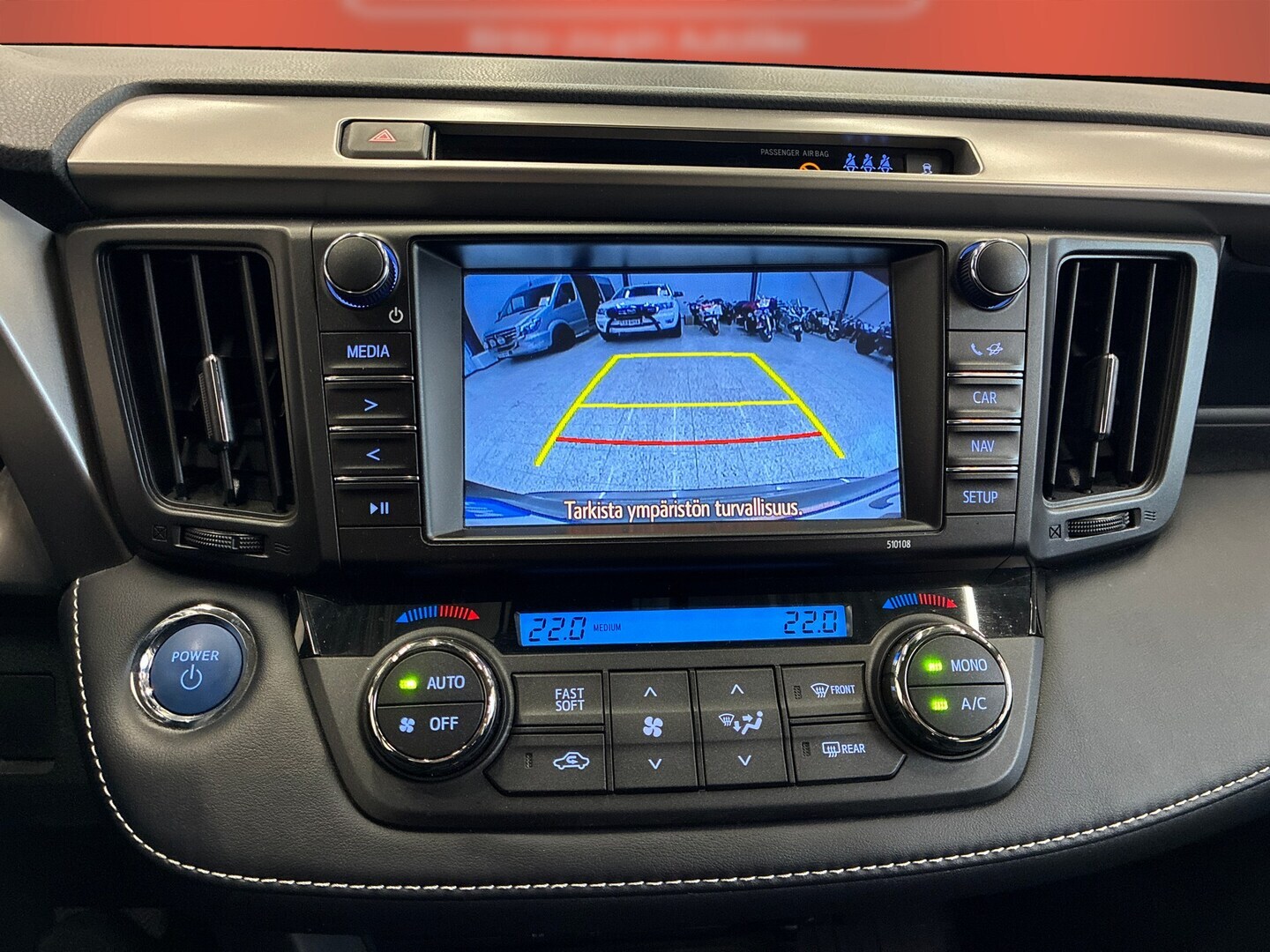TOYOTA RAV4 2018