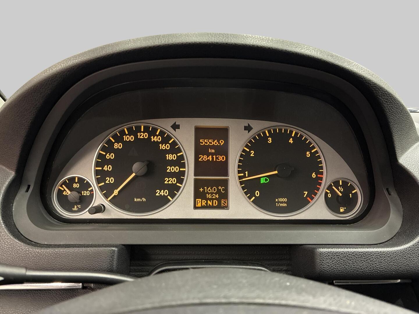 MERCEDES-BENZ B 2009