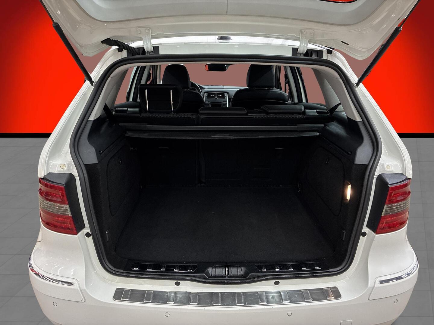 MERCEDES-BENZ B 2009