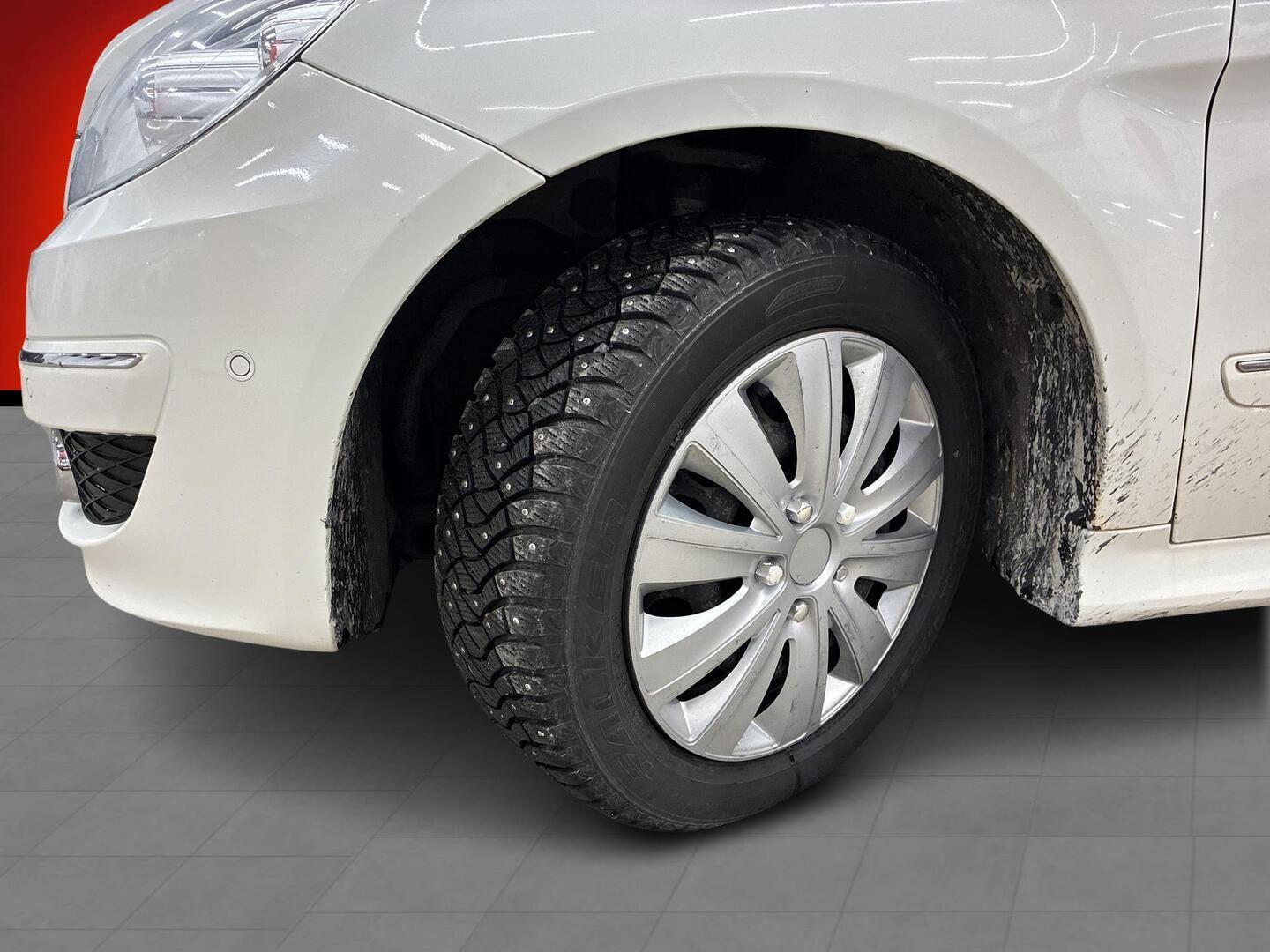 MERCEDES-BENZ B 2009