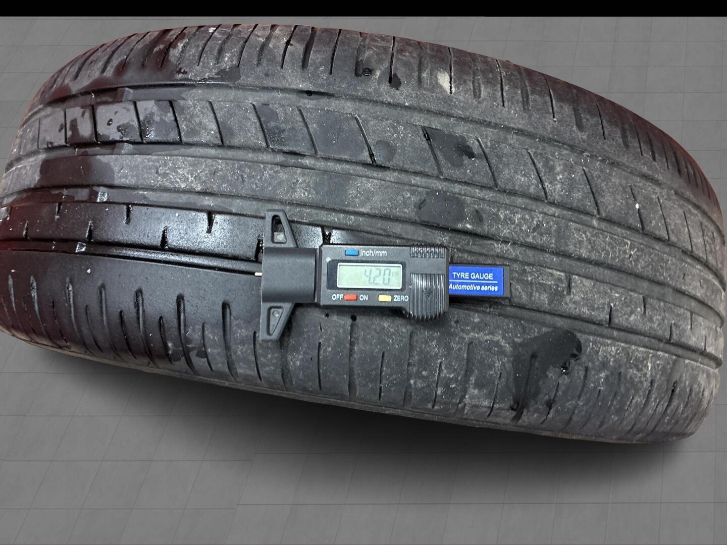 MERCEDES-BENZ B 2009