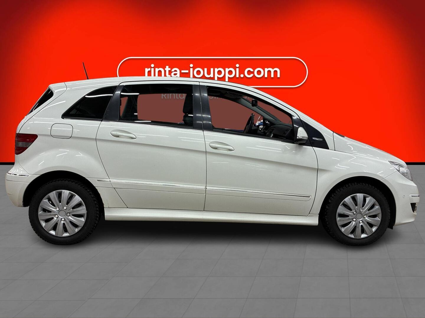 MERCEDES-BENZ B 2009