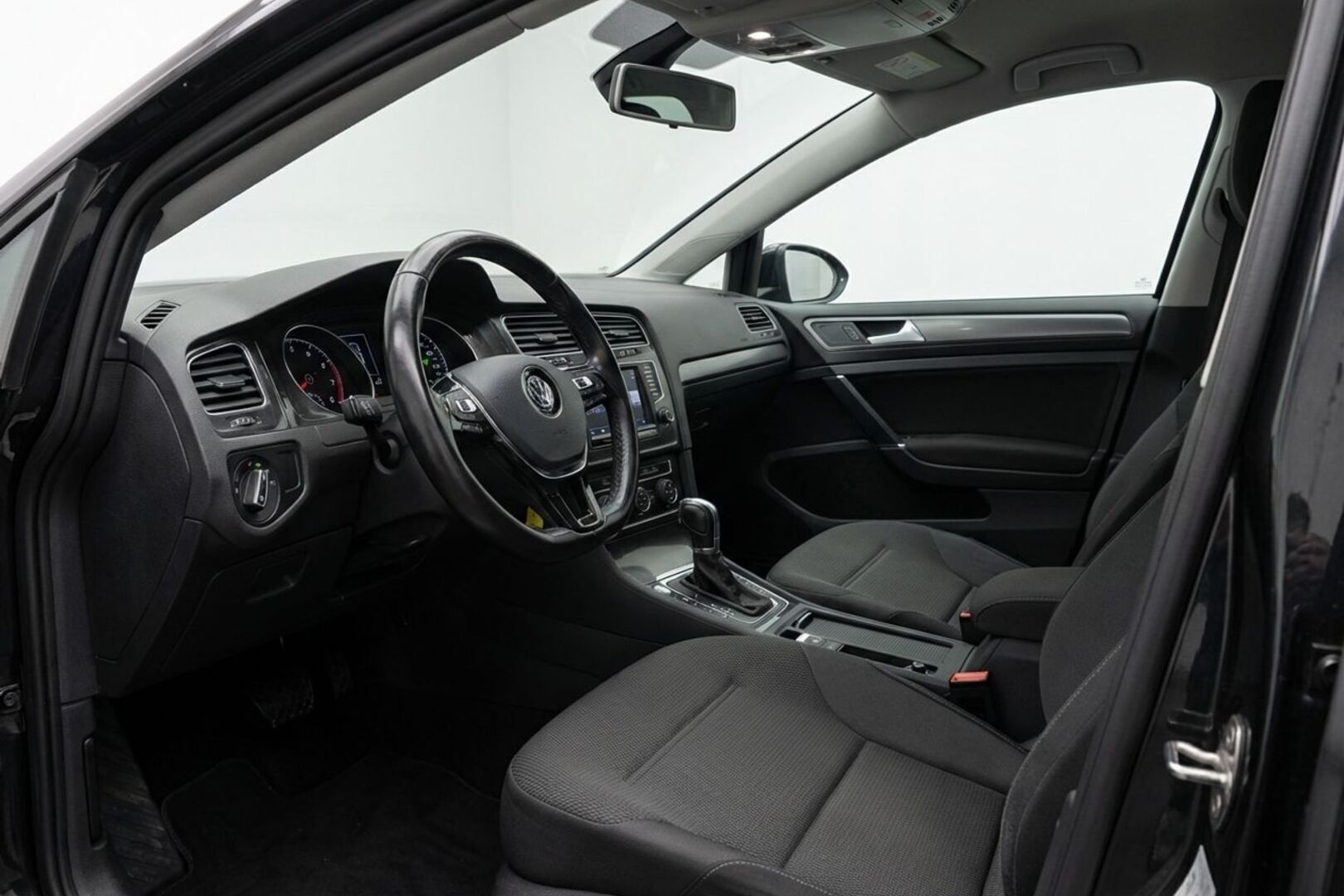 VOLKSWAGEN GOLF SPORTSVAN 2019