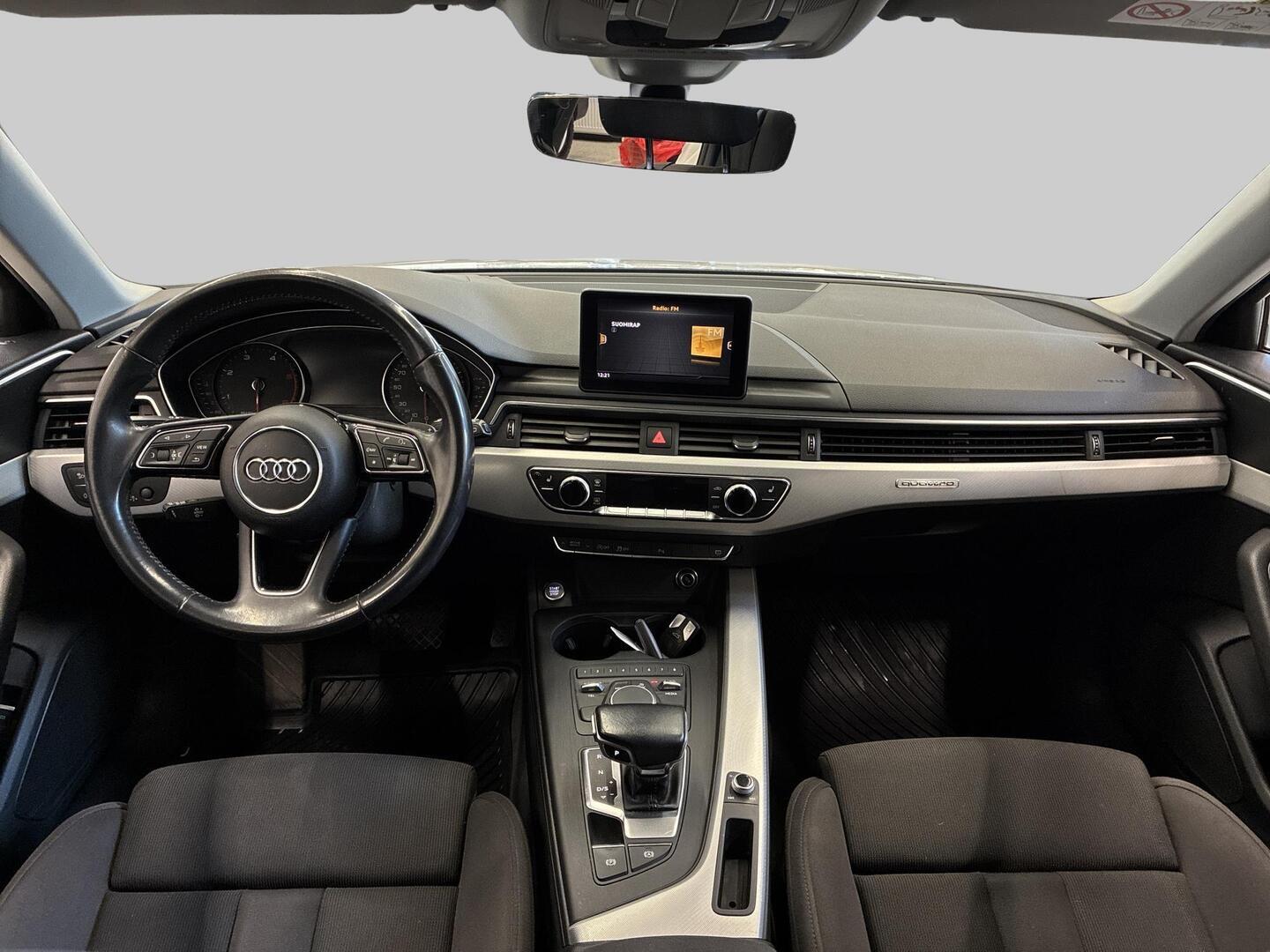 AUDI A4 2016