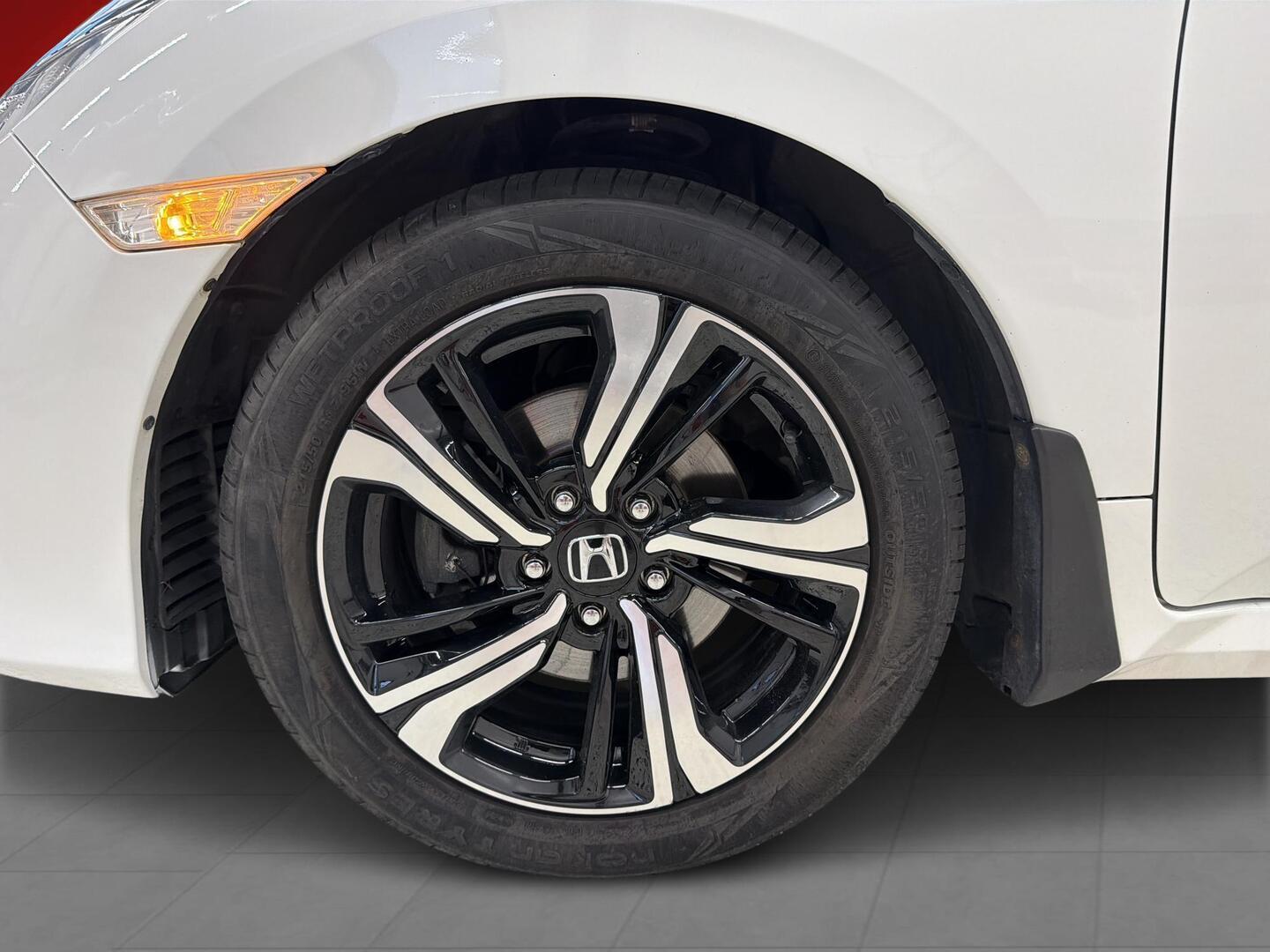 HONDA Civic 2018