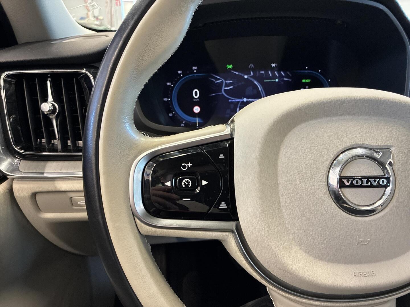 VOLVO V60 2023