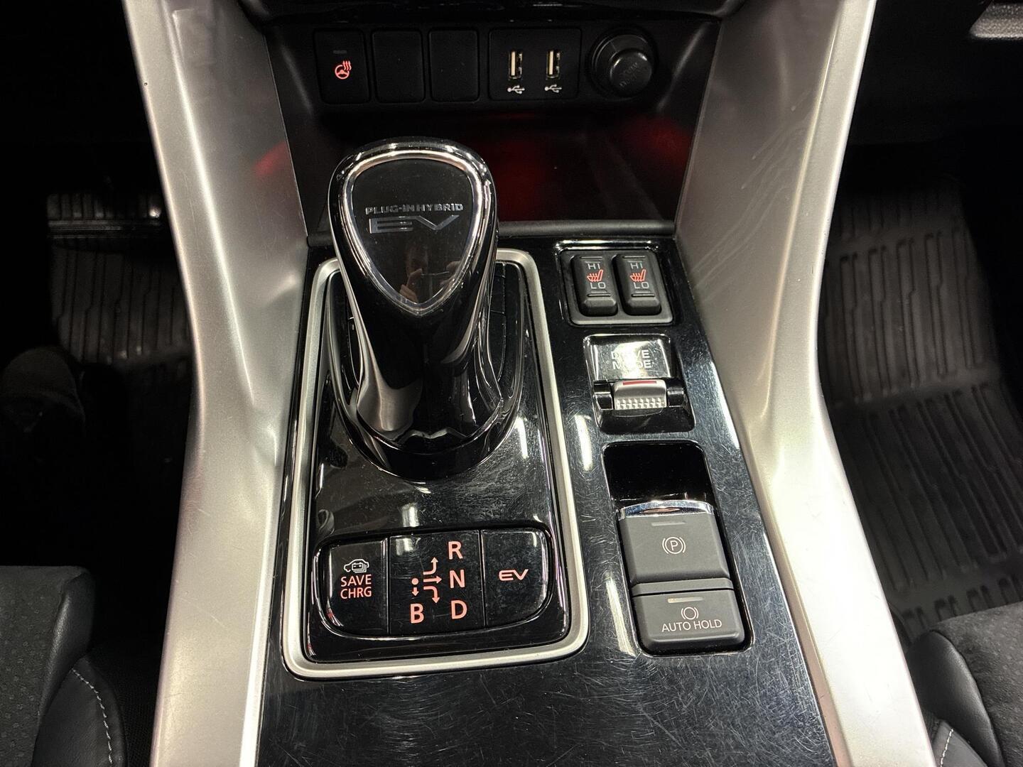 MITSUBISHI ECLIPSE CROSS 2021