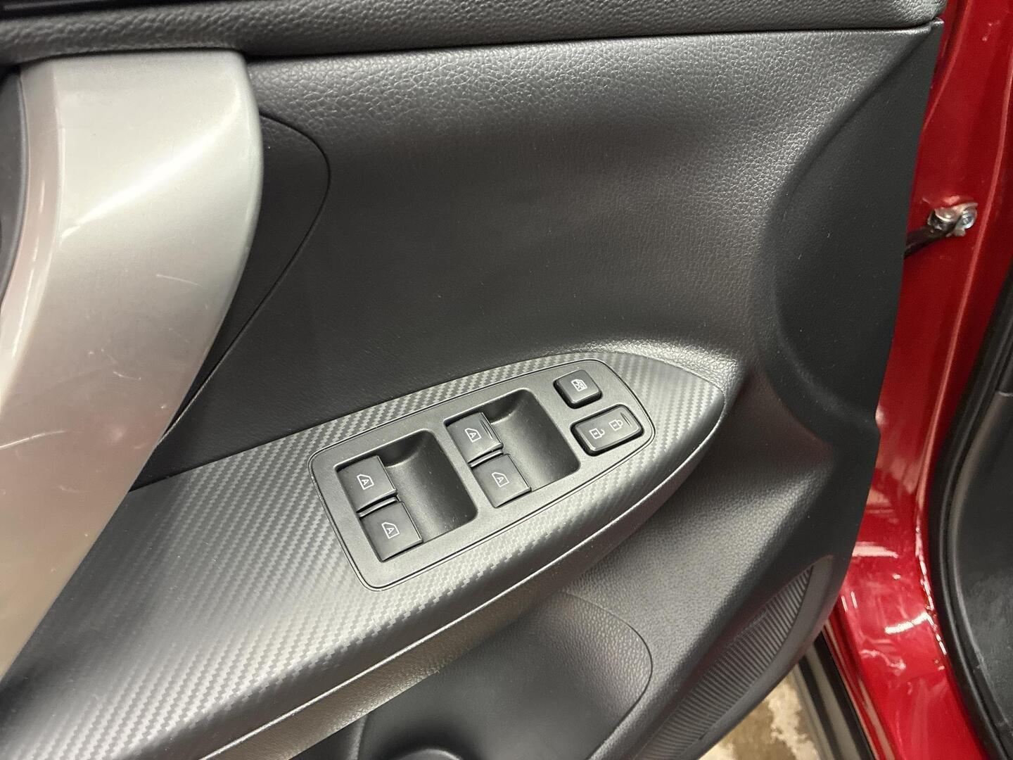 MITSUBISHI ECLIPSE CROSS 2021