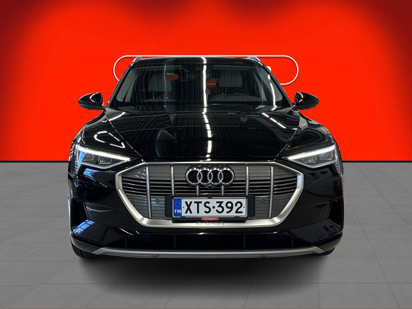 AUDI E-TRON 2023